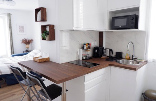 Maisons-Alfort Apartment | Cosy studio near Paris