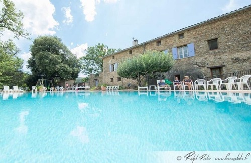Signes Apartment | Cosy studo 2, detached in charming building, swimming pool in the middle of vineyards