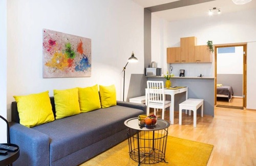 Neukoelln Apartment | Cosy Two Bedroom apartment next to Hermannstraße