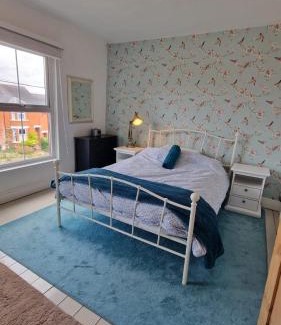 Long Buckby House | Cosy Village Retreat