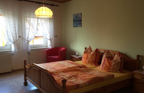 Kapellen-Drusweiler House | Cosy vineyard on the Southern Wine Route