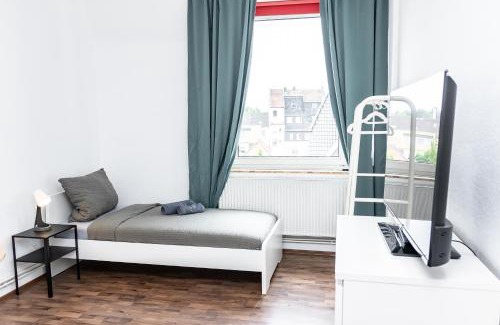 Schwerte Apartment | CosyHomes24 - Spacious with TOP traffic connection - UN02b