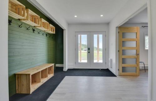 Petite-Riviere-Saint-Francois Apartment | Cottage Quebec - La Zeolite