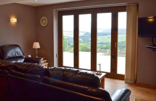 Langsett House | Cote Farm