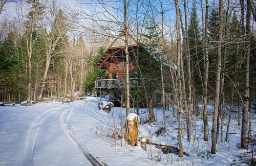 Lac-Superieur Ski Chalet | Cote Nord Tremblant Chalet Martin