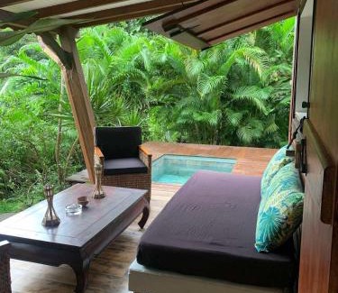 Desbonnes House | Cottage Ô Cœur de Bel Hâlé
