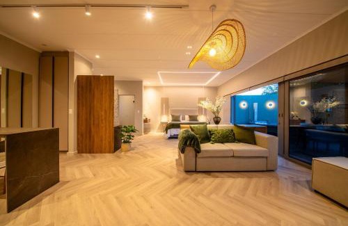 Simondium Ski Chalet | Cottage 2 - Leo Sky Farm