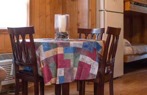 Holladay Cottage | Cottage #21, Kentucky Lake, Camden TN, Great Fishing, Nashville, Memphis.