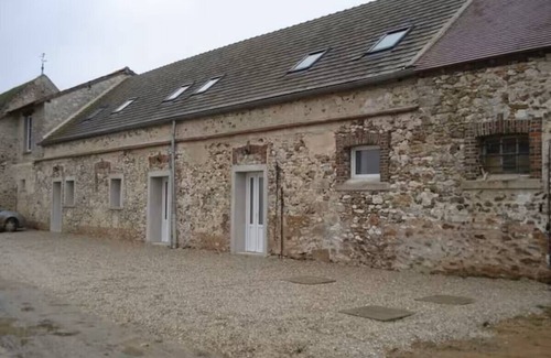 La Croix-en-Brie House | Cottage 3 à la Ferme in the middle of the fields