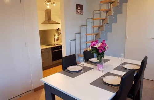 Saint-Martin-du-Puy Cottage | Cottage at Lac de Chaumeçon with private pond