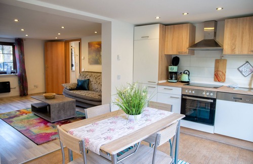 Densow House | Cottage at the horse farm, 2 bedrooms