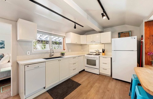 Opal Cliffs House | Cottage at the Point - For 4!