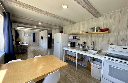 Northeastern Michigan Cottage | Cottage Cove · Lake Huron Beach Cottage No. 7