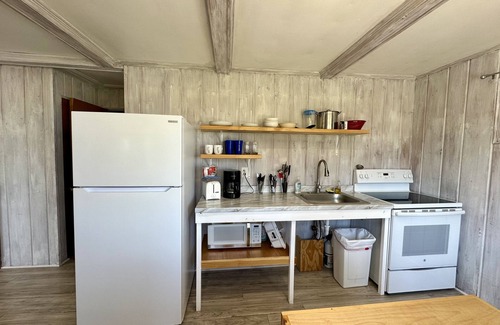 Northeastern Michigan Cottage | Cottage Cove · Lake Huron Beach Cottage No. 7