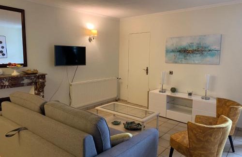 Bouresse Apartment | Cottage du Château classé du tourisme 2 étoiles