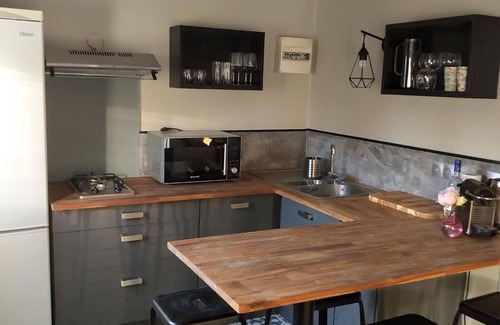 Pessac House | Cottage Entre-vignes -ville-vagues Piscine et Terrasse