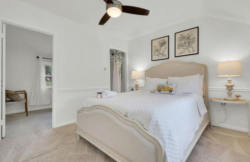 Lovettsville House | Cottage Escape in Virginia Wine Country