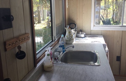 Leeds and the Thousand Islands Cottage | Cottage For Rent-1000 Islands