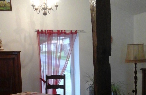 Saint-Julien-des-Landes Cottage | cottage rural WIFI classified 3 stars prefectural fishing pond, beaches 20 minutes
