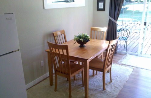 Oden Cottage | Cottage Home Crooked Lake Alanson by Petoskey Harbor Springs Mackinac WIFI Cable