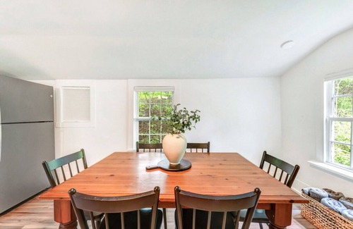 Oak Hill Cottage | Cottage & Hot Tub Near Ski Resorts