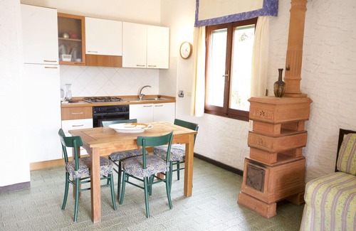 Scaglieri Apartment | Cottage Il Prado on the beach of Forno