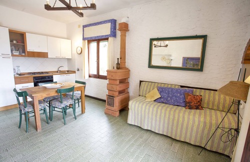 Scaglieri Apartment | Cottage Il Prado on the beach of Forno