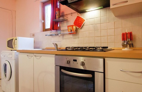 Bourgnac Cottage | Cottage in Bourgnac with Whirlpool
