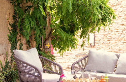 Liouc Cottage | Cottage in a stone farmhouse in the heart of a vineyard estate in Pic Saint-Loup