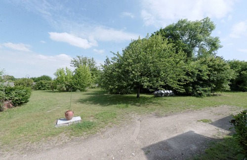 Saint-Dye-sur-Loire House | Cottage in a large enclosed garden up to 11 people.