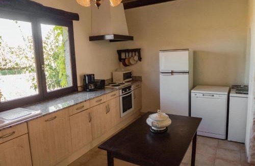 Montbrun-des-Corbieres House | Cottage in Montbrun near Midi Canal