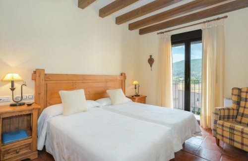 Navas de Estena House | Cottage in Navas de Estena with Pool & Jacuzzi