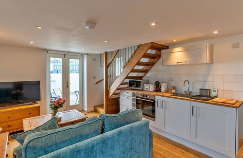 Porthleven Cottage | Cottage in Porthleven near Beach & Harbour