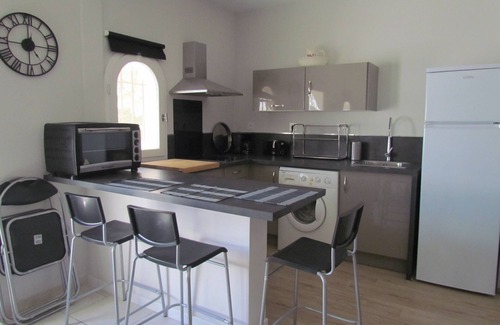 Boulbon Cottage | COTTAGE IN PROVENCE NEAR AVIGNON NOT OVERVIEW AIR CONDITIONED