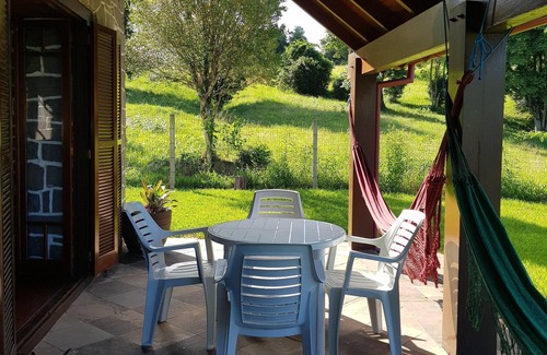 Bento Goncalves House | Cottage in the Vineyard Valley