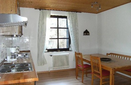 Daun Apartment | Cottage in the deer park - 2-bed apartment - non-smoking