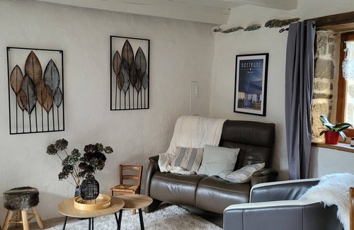 Commana House | cottage in the heart of the mountains of ARRÉE