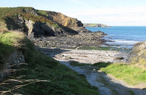 Trefin Cottage | Cottage in Trefin, Nr St Davids, Pembrokeshire Coast, National Park, West Wales
