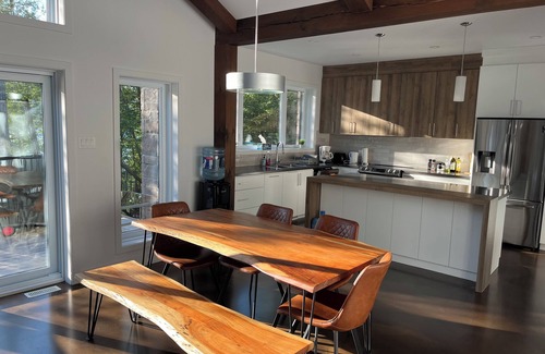 Val-des-Monts Cottage | Cottage/Lake House - New - Beautiful views - Clean and comfortable