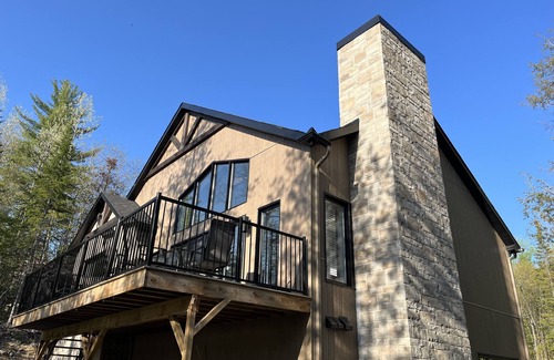 Val-des-Monts Cottage | Cottage/Lake House - New - Beautiful views - Clean and comfortable