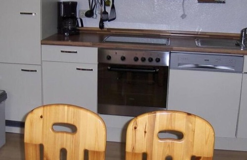 Thale House | Cottage leg - cottage leg - 3 bedrooms