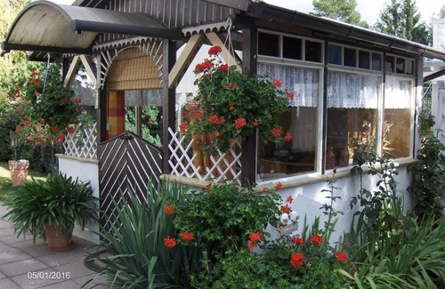 Thale House | Cottage leg - cottage leg - 3 bedrooms