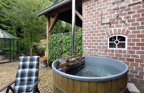 Musselkanaal House | Cottage near Bourtange with Hot Tub, cleaning included