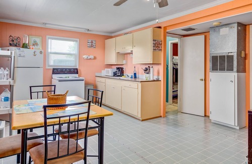 Cypremort Point Cottage | Cottage Near The Bay!