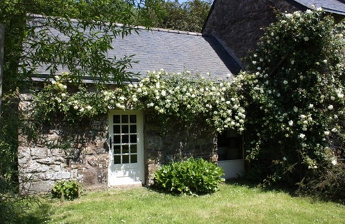 Argol Cottage | Cottage near the sea and can accommodate 11 people