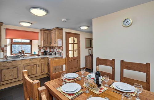Glandyfi Cottage | Cottage on Cardigan Bay with Hot Tub