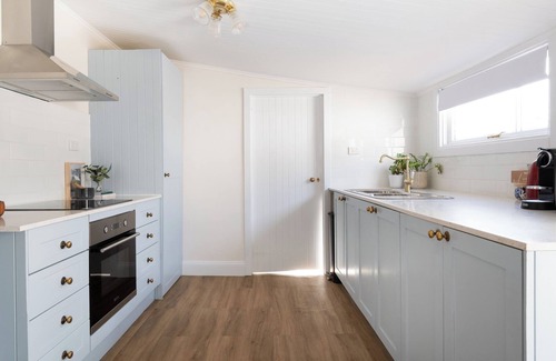 Launceston CBD House | Cottage on King.