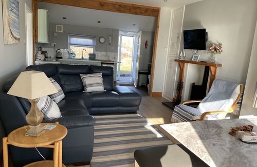 Freshwater East Cottage | Cottage On The Beach