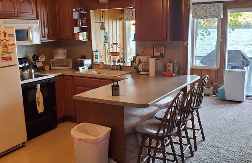 Parsonsfield Cottage | Cottage on West Pond