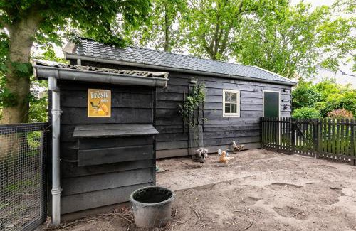 Oostwoud Ski Chalet | Cottage 'Onder de boompjes'